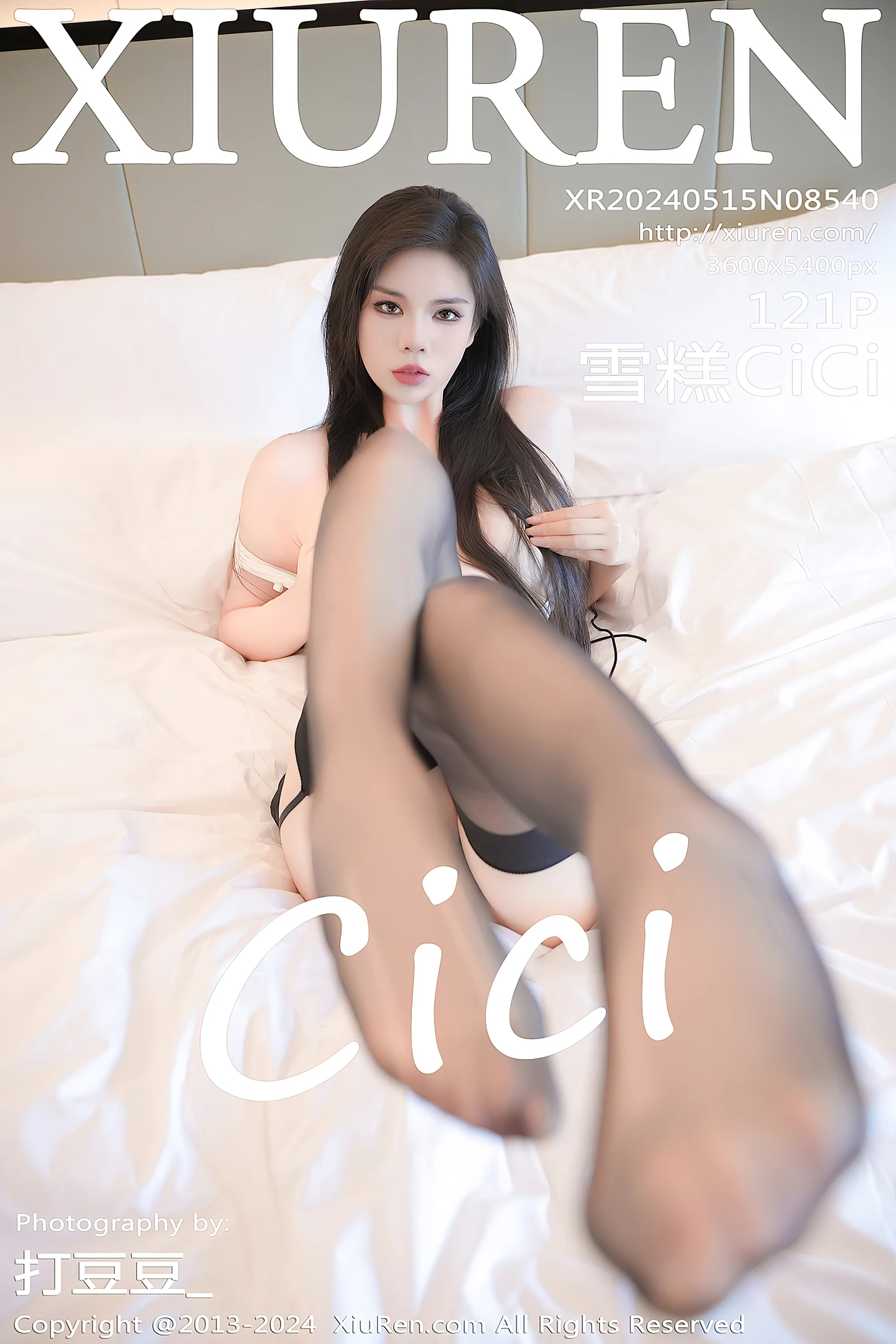 [XiuRen秀人网]No.8540_模特雪糕CiCi性感白T配黑皮短裙露黑丝袜秀修长美腿诱惑写真121P-秀人网 - XiuRen.Space